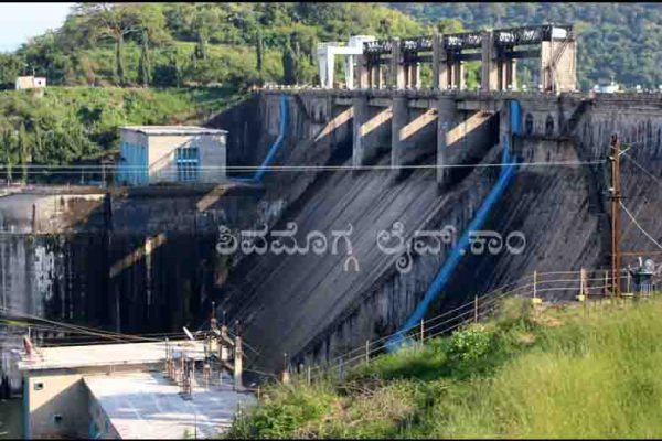 Bhadra-Dam-No-Water