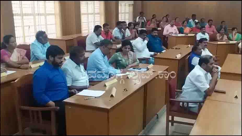 ಮೇಯರ್ ಆಯ್ಕೆ ಬೆನ್ನಲ್ಲೆ ಸ್ಥಾಯಿ ಸಮಿತಿಗಳಿಗೂ ಚುನಾವಣೆ, ಯಾವ್ಯಾವ ಸ್ಥಾಯಿ ಸಮಿತಿಯಲ್ಲಿ ಯಾರೆಲ್ಲ ಸದಸ್ಯರಿದ್ದಾರೆ ಗೊತ್ತಾ?