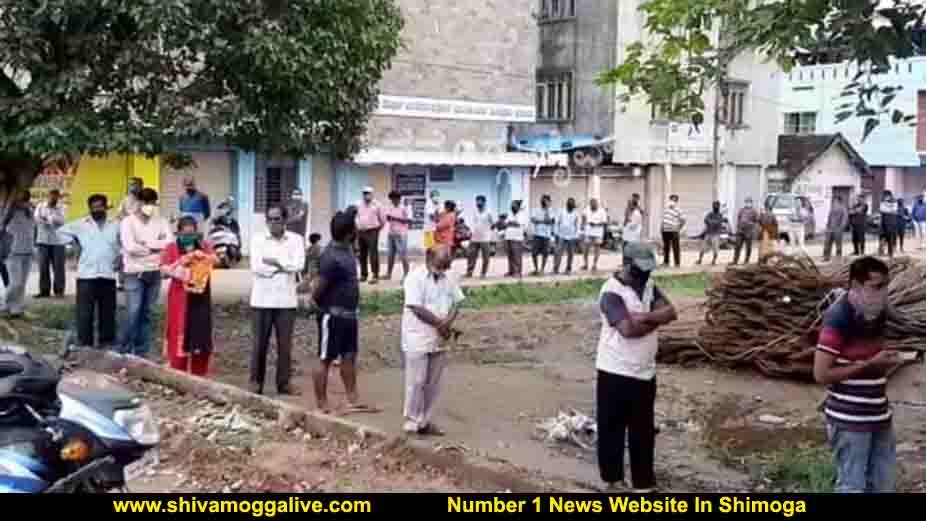 190720 Que For Mutton Purchase 1