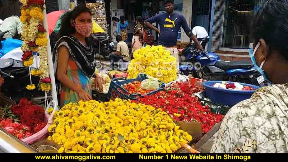 200820 Ganesh Chaturthi Preparation in Shimoga 1