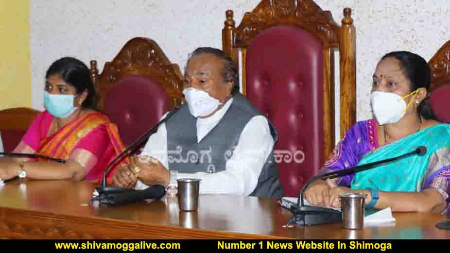 160920 Eshwarappa Dasara Meeting 1