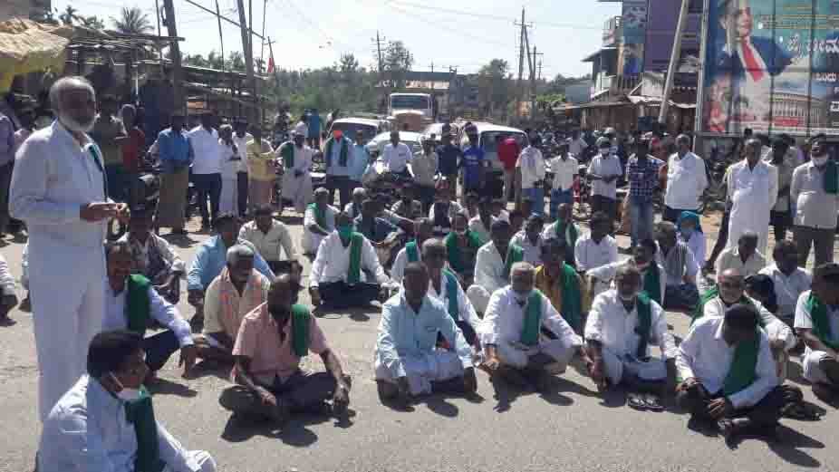 021220 Farmers Protest at Arahatolalu Highway 1
