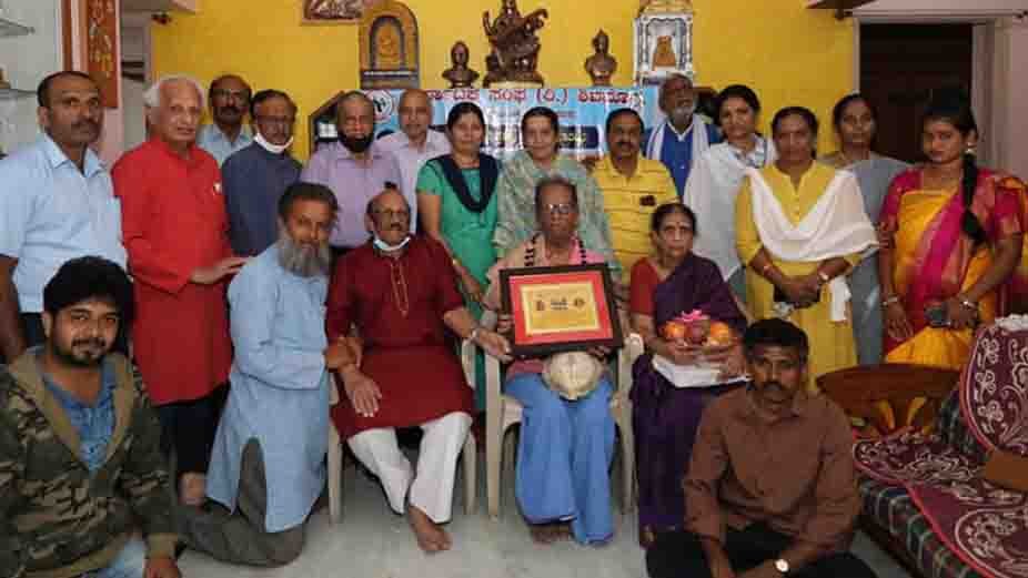 010221 Karnataka sanga award for chandrashekar patil 1