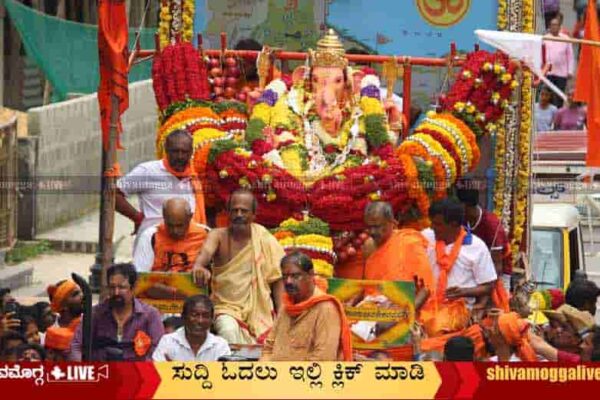 Hindu-Mahasabha-Ganapathi-Procession