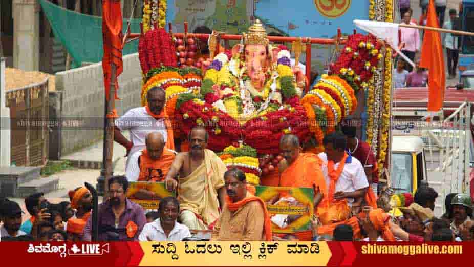 Hindu-Mahasabha-Ganapathi-Procession