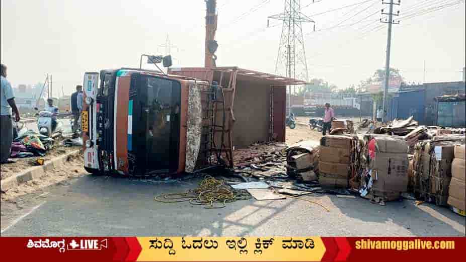 Truck-Accident-at-Shimoga-ByPass-Road