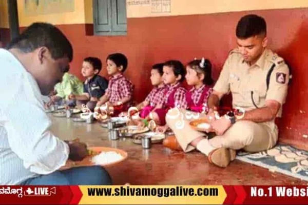 IPS-Rohan-Jagdish-Mid-Day-meals-with-Children