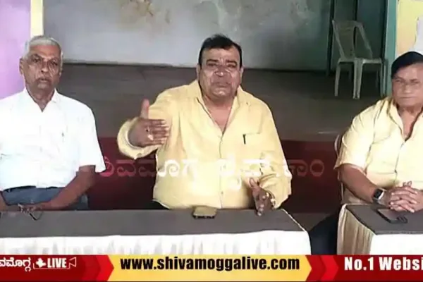 Actor-Doddanna-meeting-about-VISL-in-Bhadravathi.