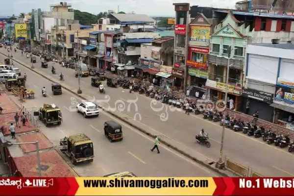 Shimoga-BH-Road-Near-Karnataka-Sanga