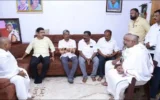 BJP-President-BY-Vijayendra-visit-to-Bhanuprakash-house-at-Mattur.