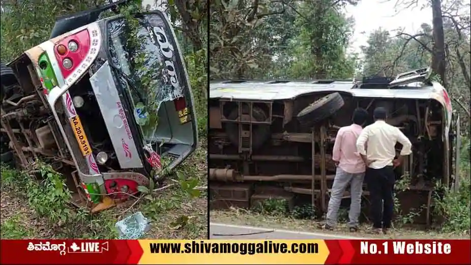 Private-bus-incident-at-chikkajeni-near-ripponpete.