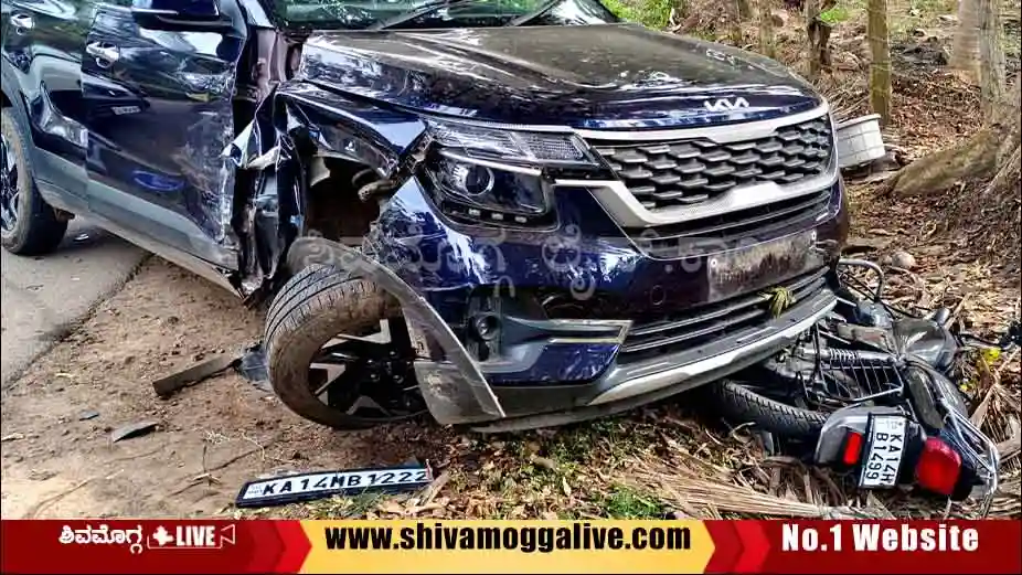 cars-mishap-at-holehonnuru-road