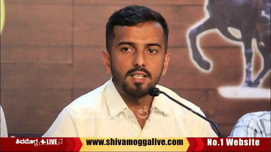 300125 abvp state conference press meet at shimoga HK Praveen