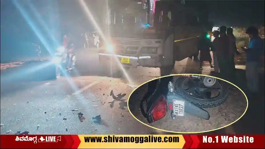 Bike-and-rajahamsa-bus-mishap-near-ranjadakatte-in-shimoga