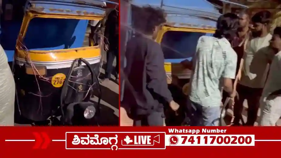 goods-auto-mishap-due-to-road-humps-in-Shimoga-sharavathi-nagara