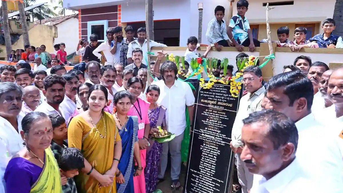 Minister-Madhu-Bangarappa-Foundation-stone-laying-at-Hanchi-Village-in-Soraba