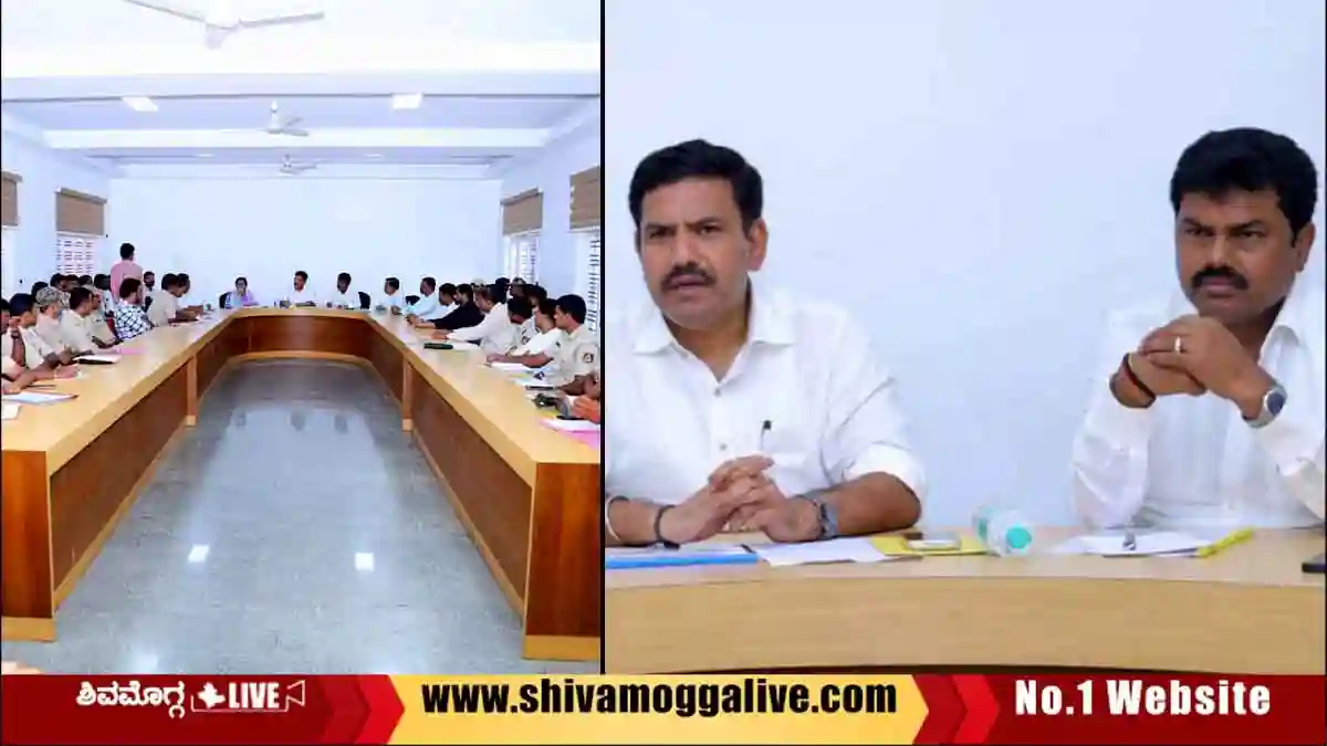 Raghavendra-and-Vijayendra-holds-meeting-about-Deemed-forest