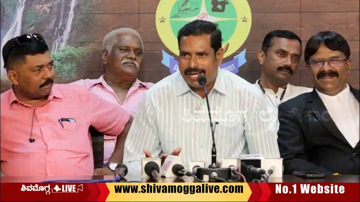 ಮಧು ಬಂಗಾರಪ್ಪಗೆ ಉಪ ಮುಖ್ಯಮಂತ್ರಿ ಸ್ಥಾನ ನೀಡುವಂತೆ ಆಗ್ರಹ, ಕಾರಣವೇನು? 1 SNGV-President-Praveen-Hireidagodu-Press-Meet.
