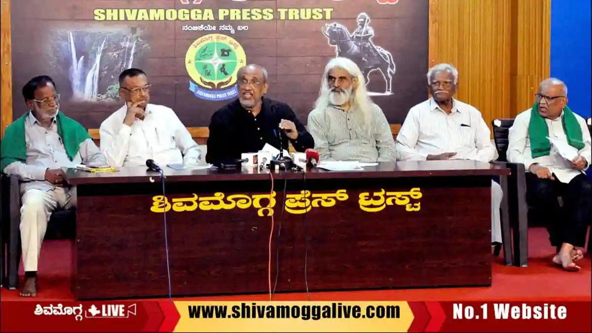 Prakash-Kammaradi-Press-meet-in-Shimoga