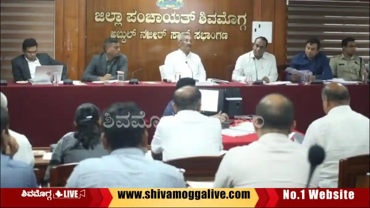 ಶಿವಮೊಗ್ಗದಲ್ಲಿ ಸಚಿವ ಕೆ.ಜೆ.ಜಾರ್ಜ್, ಮಳೆ, ಬಿರುಗಾಳಿ ಕುರಿತು ಮಹತ್ವದ ಮೀಟಿಂಗ್, ಏನೆಲ್ಲ ಚರ್ಚೆಯಾಯ್ತು? 1 Minister-KJ-Geroge-Meeting-at-Shimoga-Zilla-Panchayath
