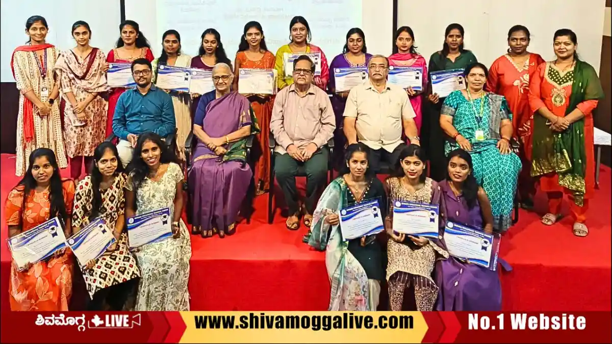 ಡಿಪ್ಲೋಮಾ ಇನ್ ಹಾಸ್ಪಿಟಲ್ ನರ್ಸಿಂಗ್, ಮಿಡ್ ವೈಫರಿ ವಿದ್ಯಾರ್ಥಿಗಳಿಗೆ ಪದವಿ ಪ್ರಮಾಣ ಪತ್ರ ವಿತರಣೆ 1 Kateel-Ashok-Pai-Nursing-college-Students