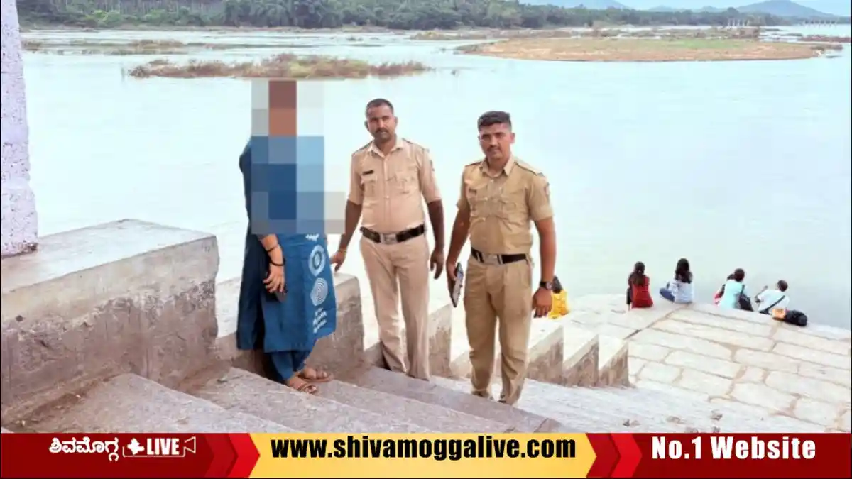 Police-Rescue-Woman-at-Kudli-in-Shivamogga-Taluk.webp