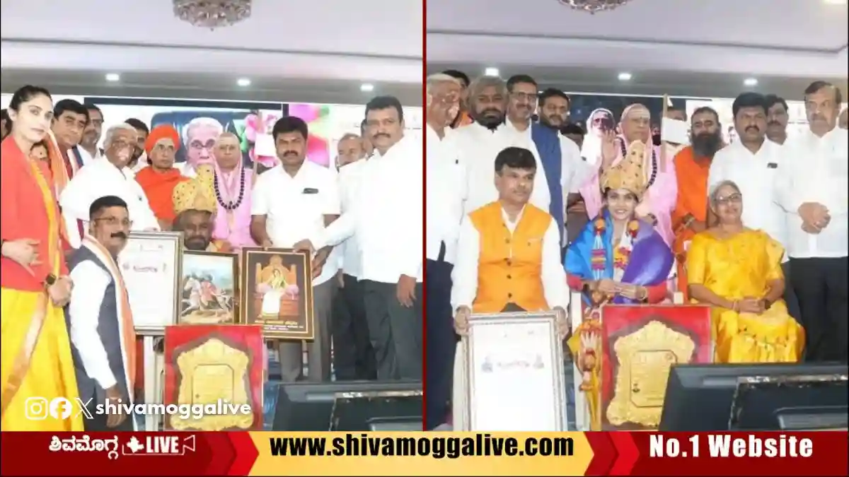 Keladi-Shivappa-Nayaka-Award-For-Bheemanna-Khadre-received-by-Eshwar-Khandre